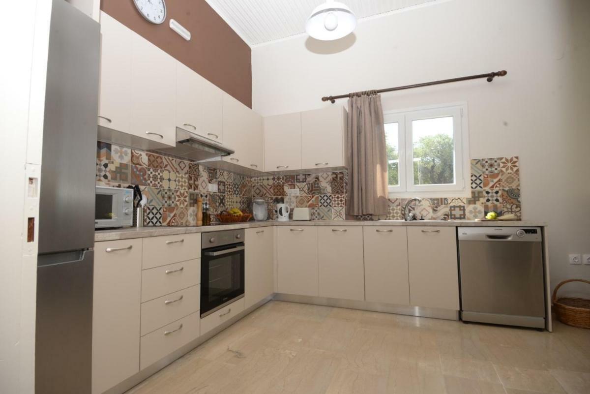 The Olive Grove House Kassiopi Exterior foto