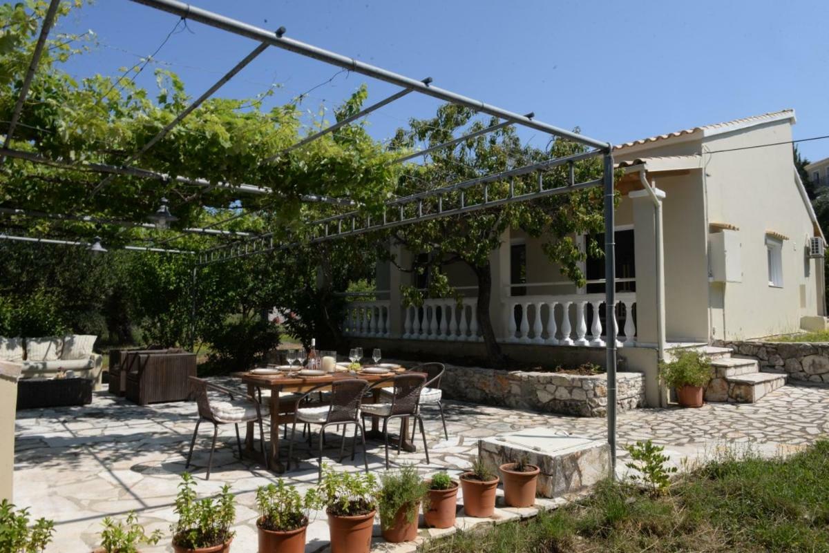The Olive Grove House Kassiopi Exterior foto