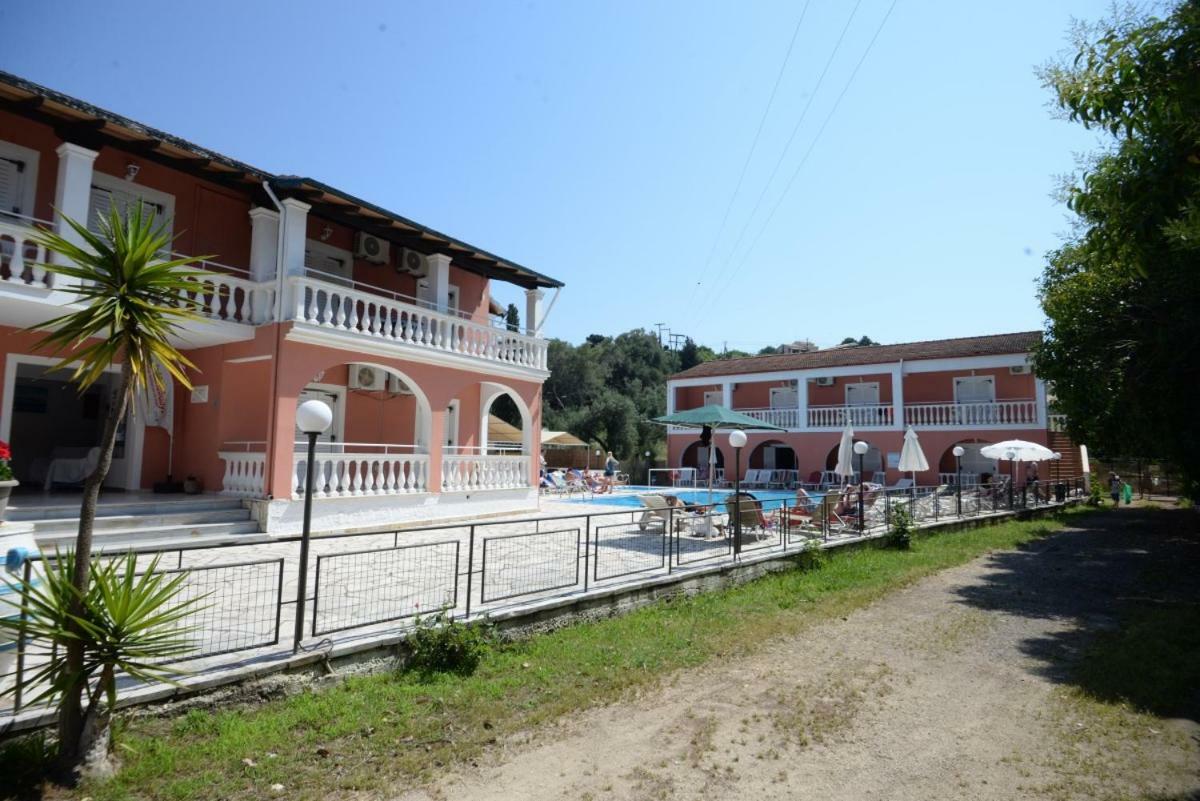 The Olive Grove House Kassiopi Exterior foto